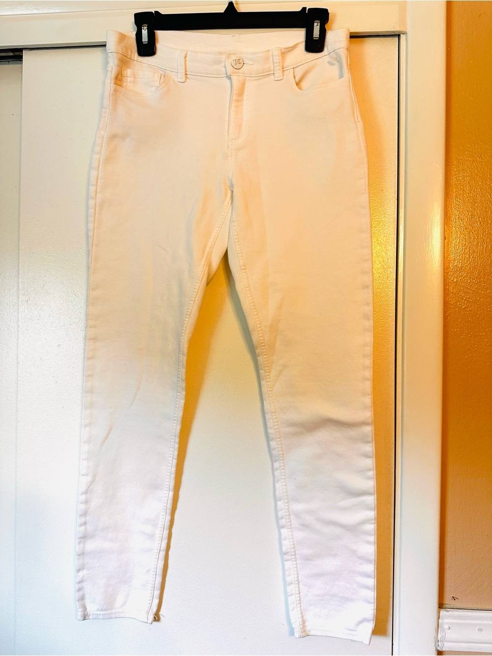 Juicy Couture White Skinny Jeans